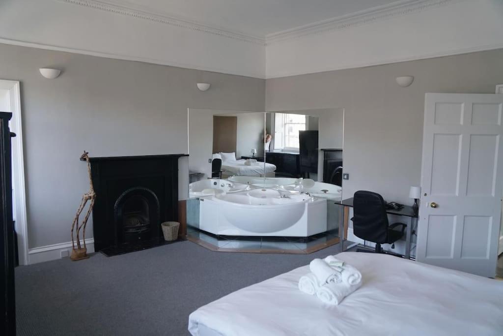 Prime Edinburgh City Centre - 4 Bed Penthouse Exteriér fotografie