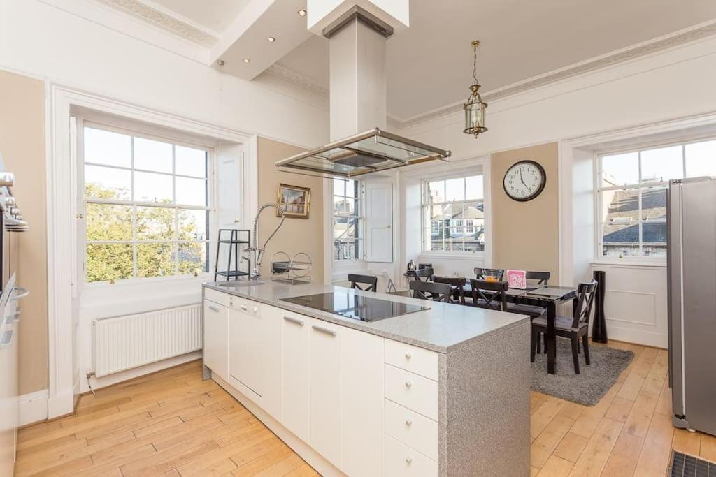 Prime Edinburgh City Centre - 4 Bed Penthouse Exteriér fotografie